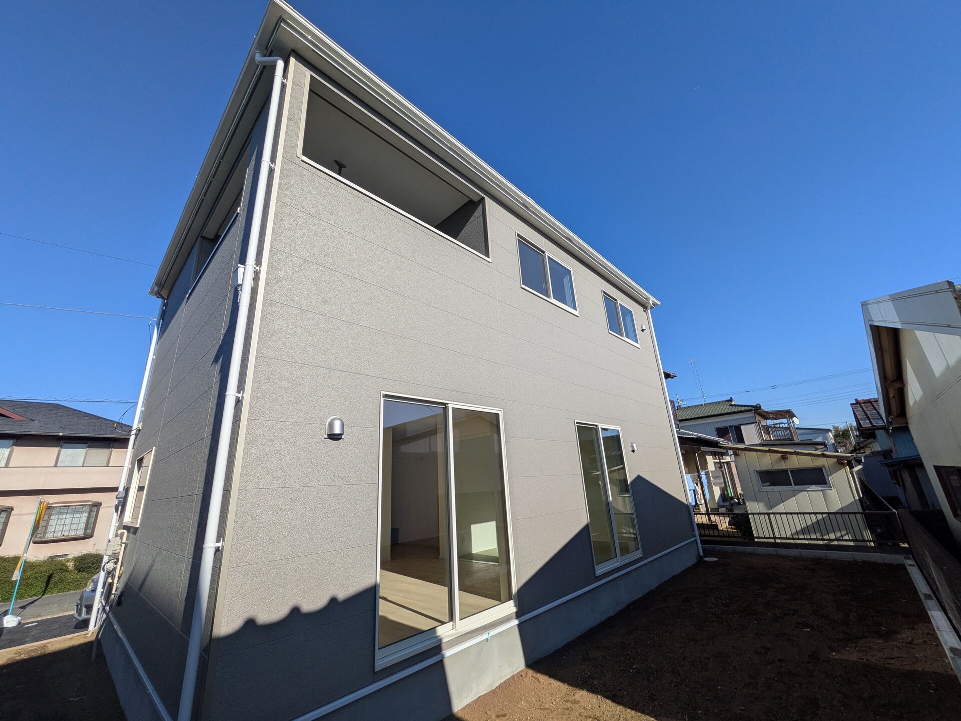 土浦市中の新築戸建ての物件です♪